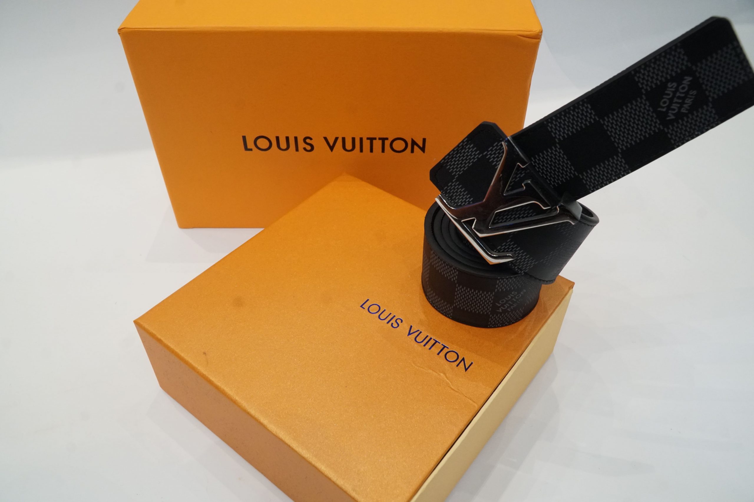 Dây lưng Louis Vuitton M-17