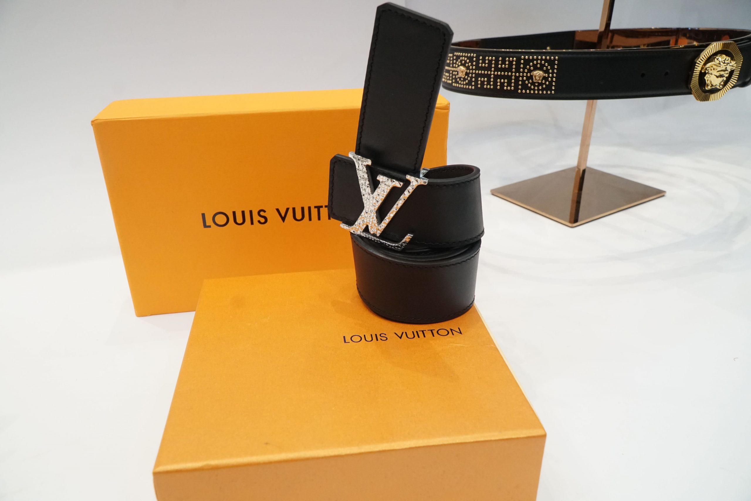 Dây lưng Louis Vuitton M-09